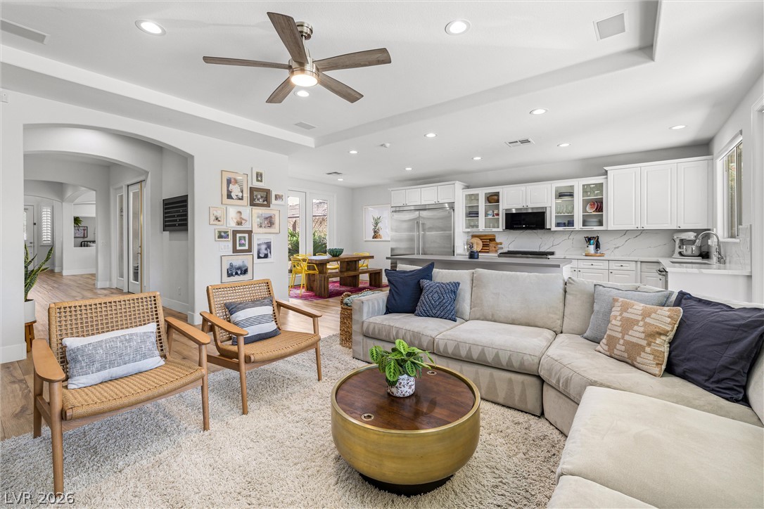 8097 Maddingley Avenue Las Vegas NV 89117