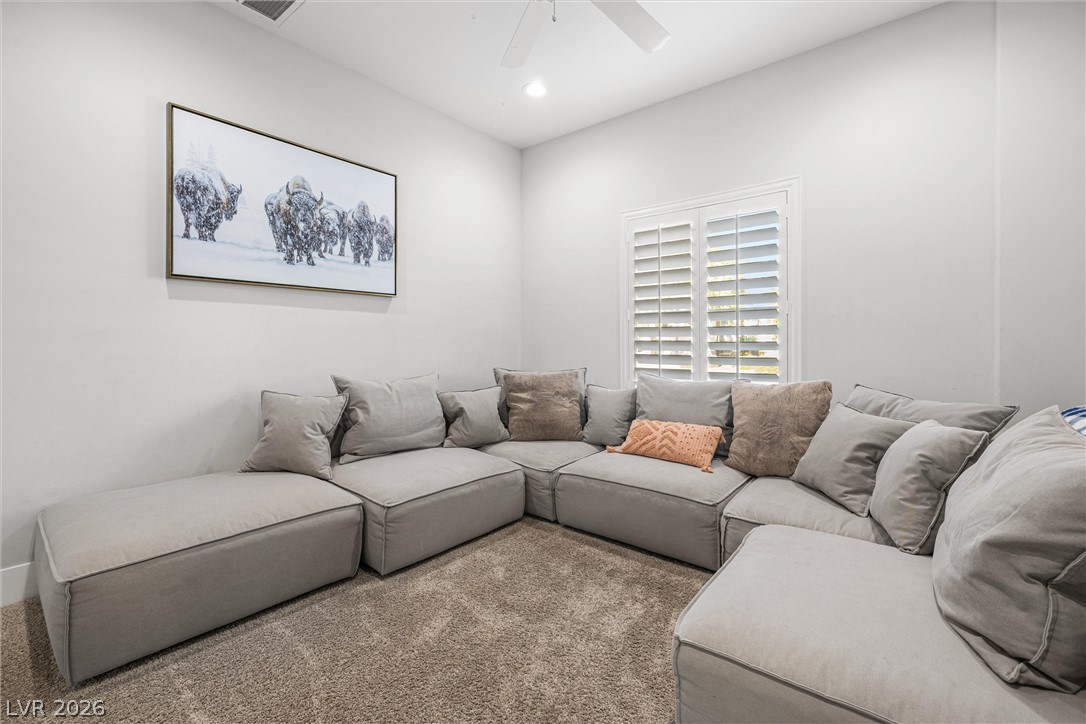 8097 Maddingley Avenue Las Vegas NV 89117