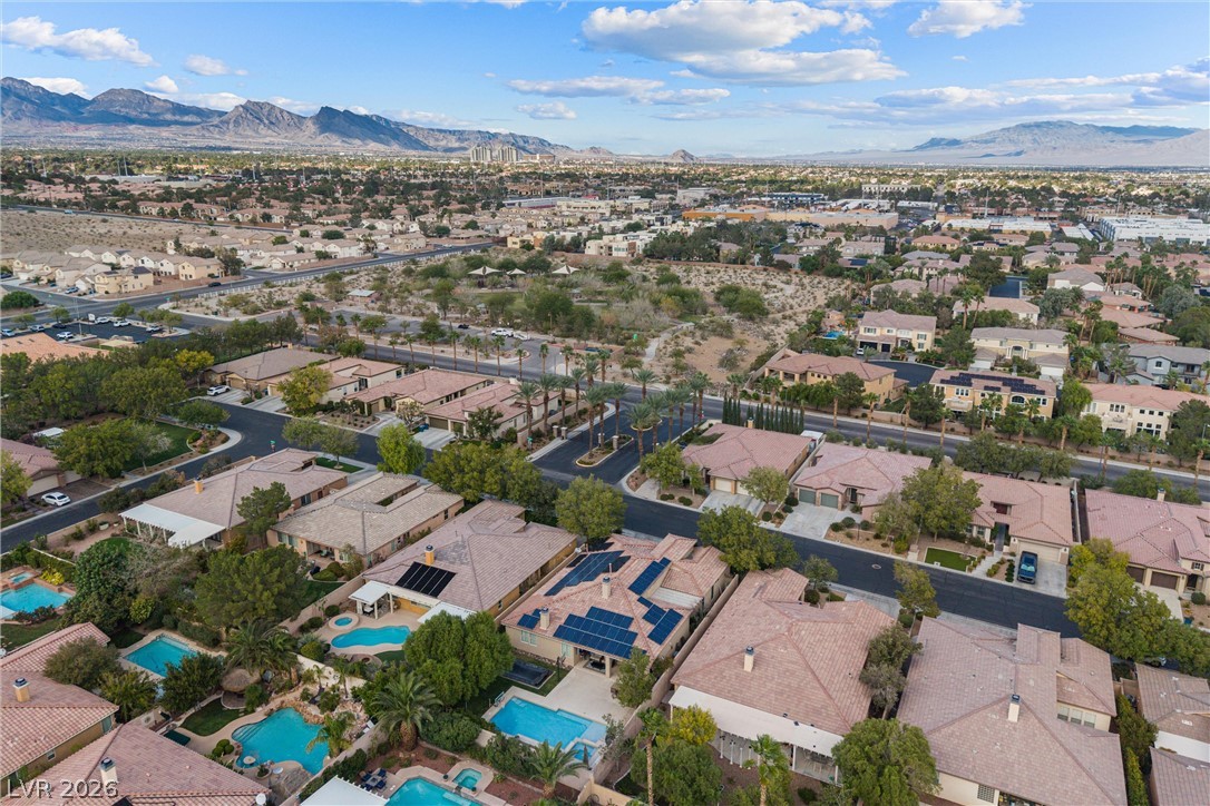 8097 Maddingley Avenue Las Vegas NV 89117