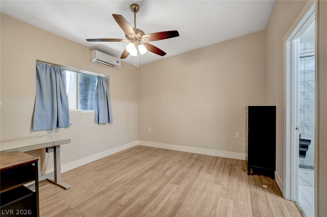 1077 Westminster Avenue Las Vegas NV 89119