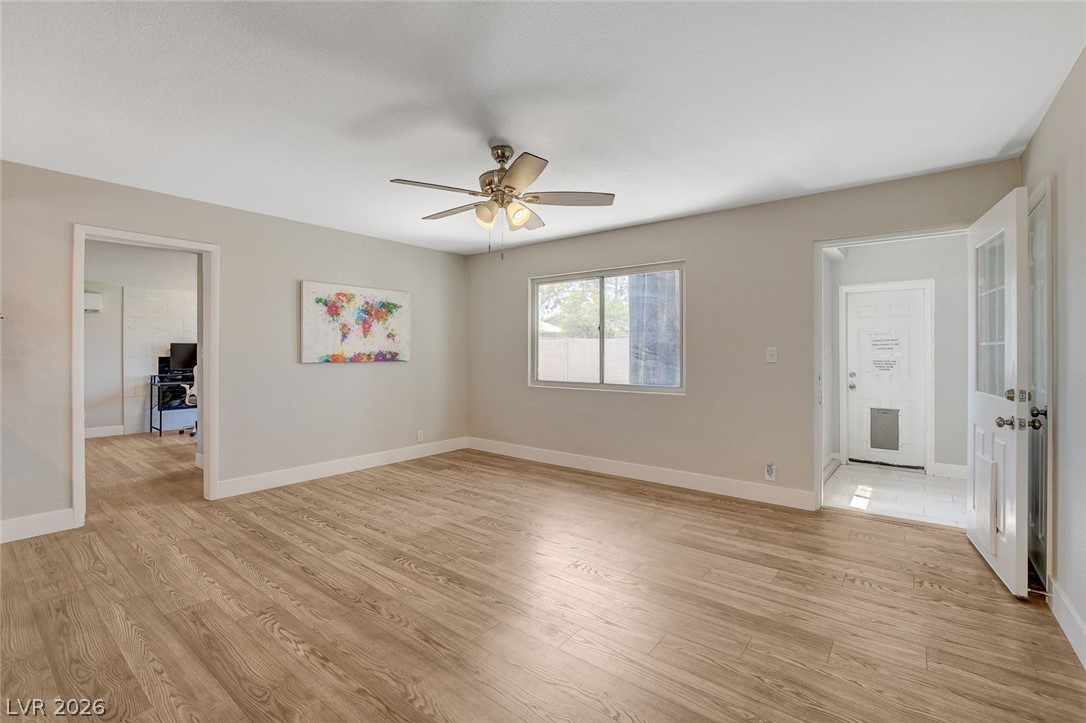 1077 Westminster Avenue Las Vegas NV 89119