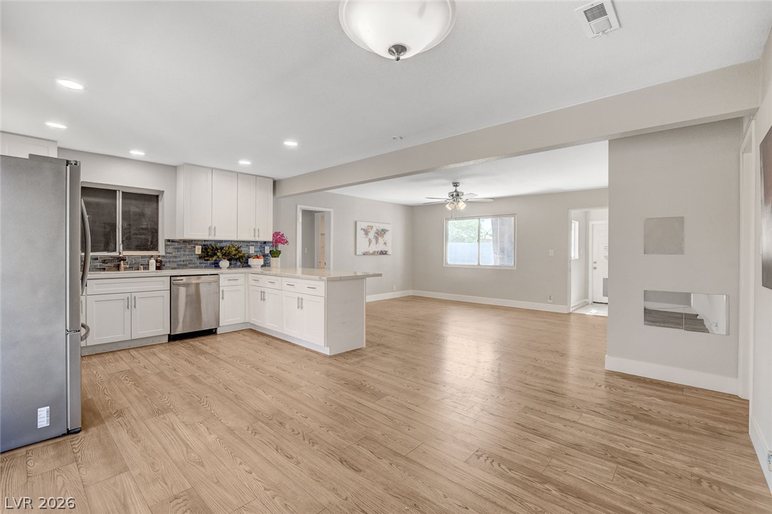 1077 Westminster Avenue Las Vegas NV 89119