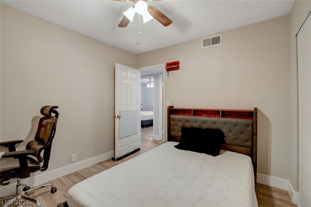 1077 Westminster Avenue Las Vegas NV 89119