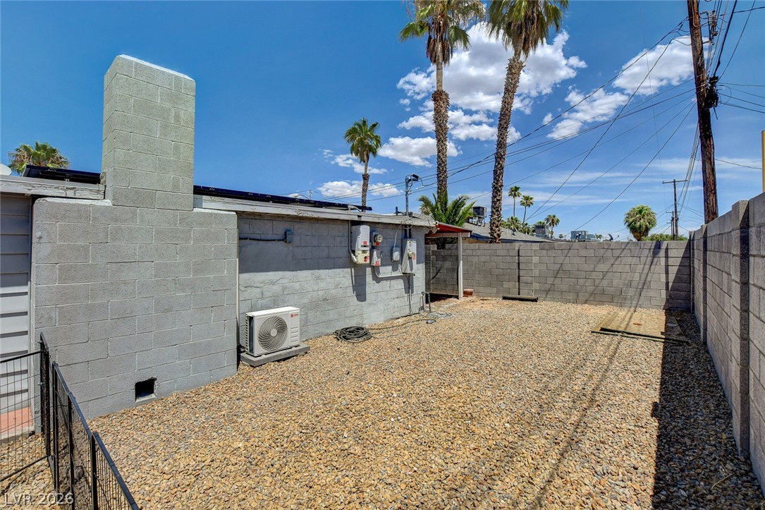 1077 Westminster Avenue Las Vegas NV 89119