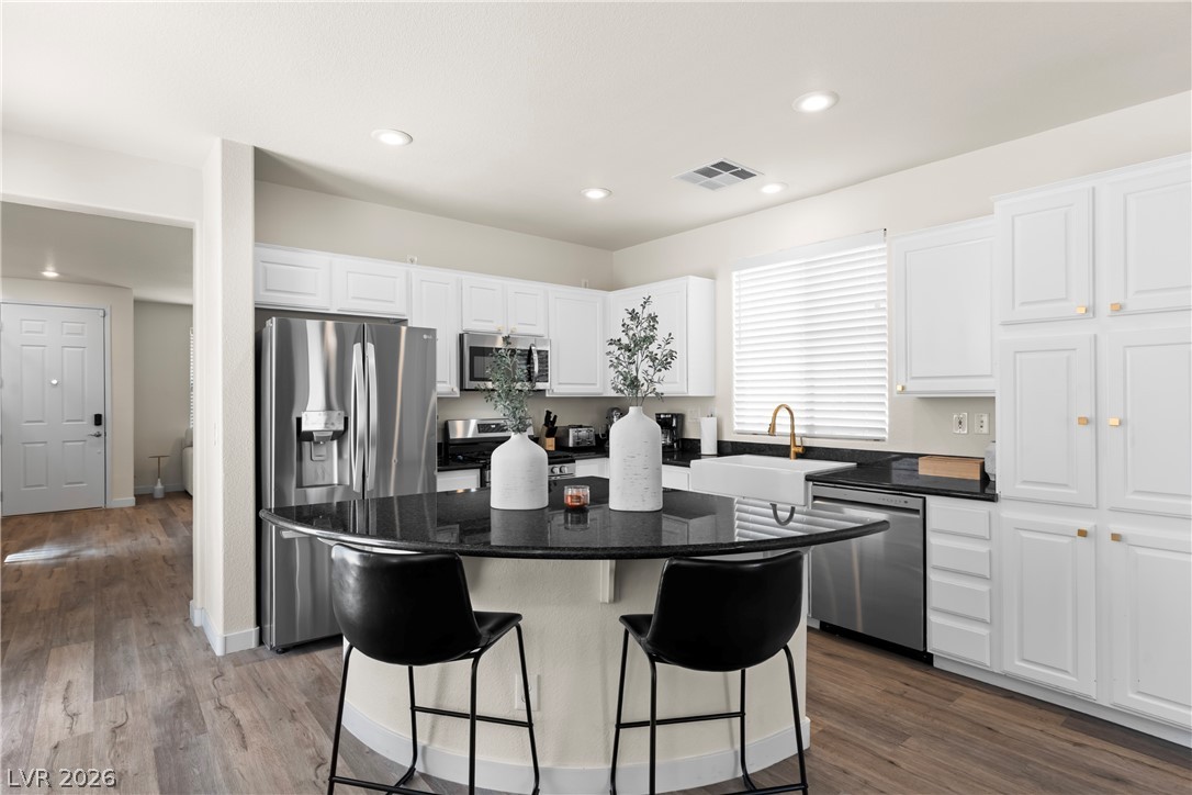 10242 Garden State Drive Las Vegas NV 89135
