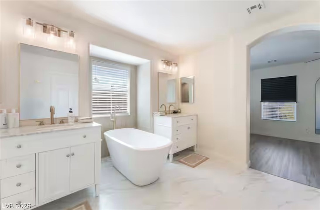 10242 Garden State Drive Las Vegas NV 89135