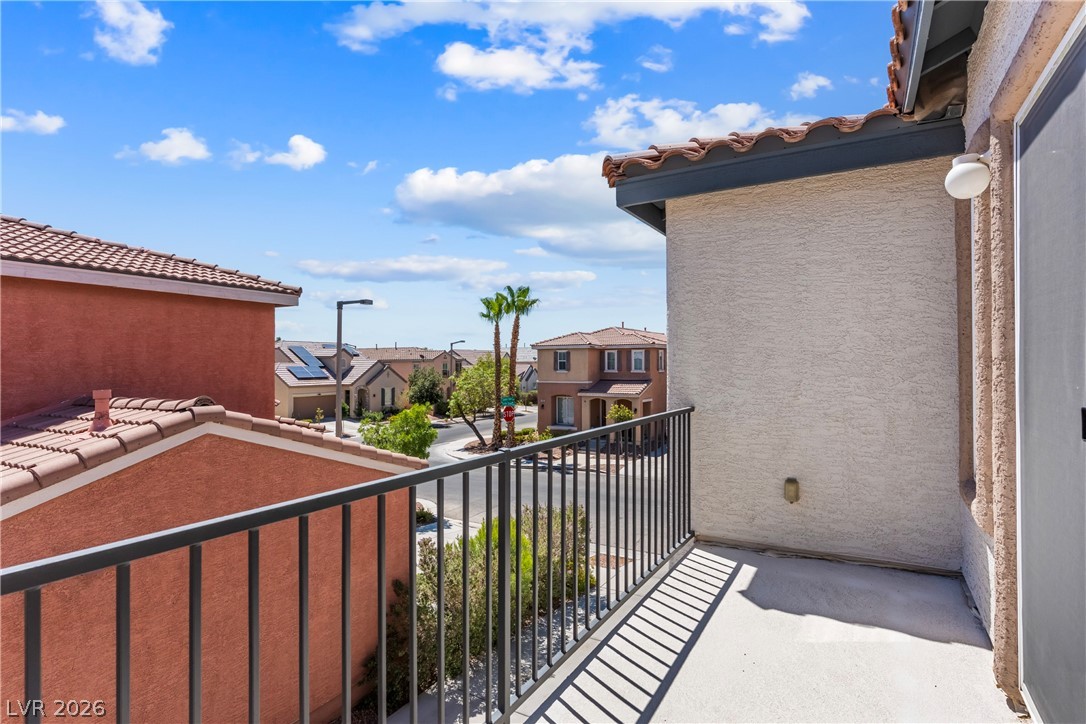 10242 Garden State Drive Las Vegas NV 89135
