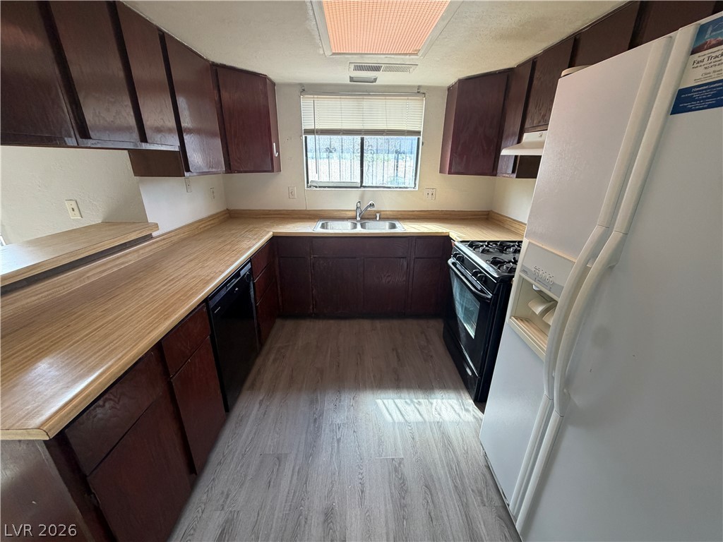 110 Bel Port Drive 113 Las Vegas NV 89110