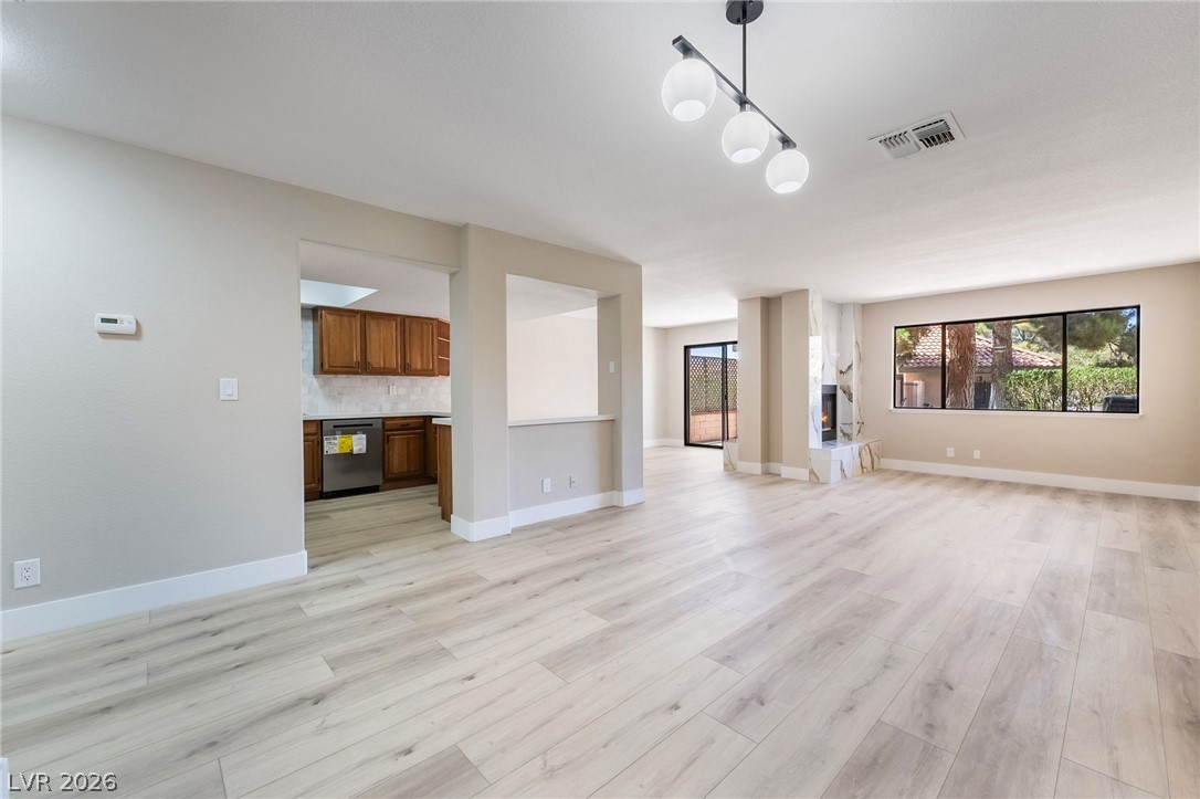 2716 Laguna Shores Lane Las Vegas NV 89121