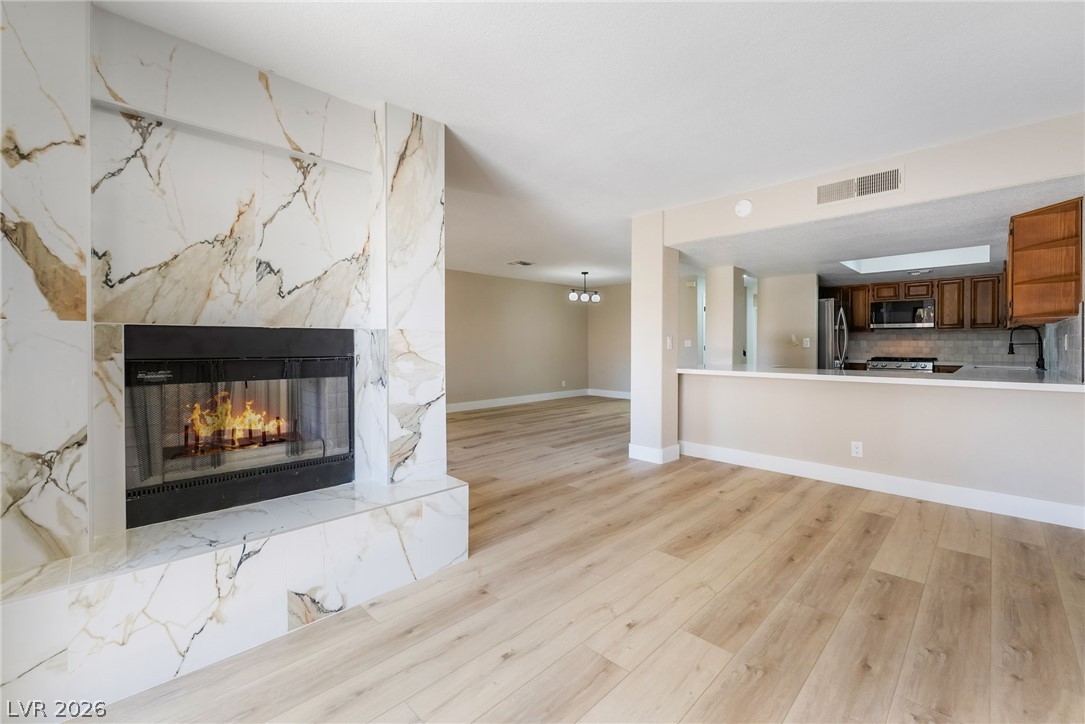 2716 Laguna Shores Lane Las Vegas NV 89121