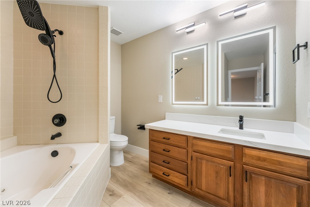 2716 Laguna Shores Lane Las Vegas NV 89121