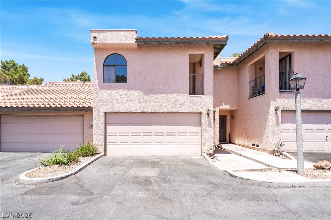 2716 Laguna Shores Lane Las Vegas NV 89121