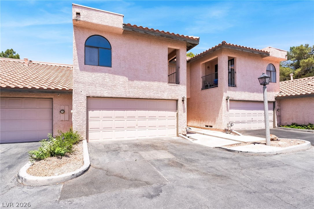 2716 Laguna Shores Lane Las Vegas NV 89121