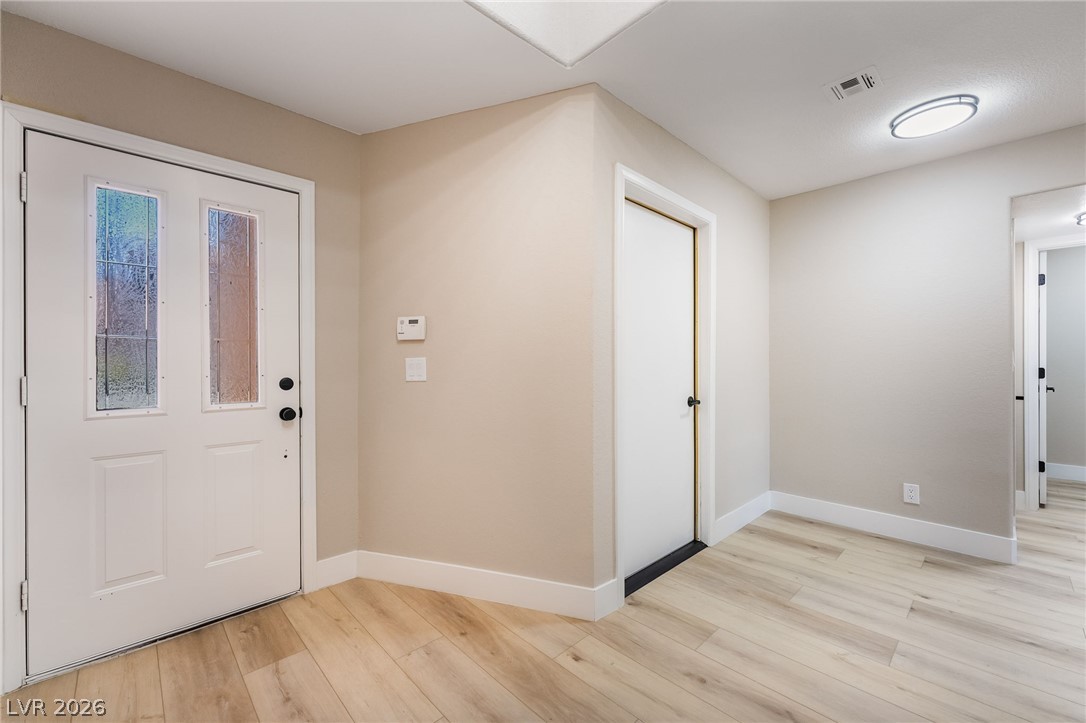2716 Laguna Shores Lane Las Vegas NV 89121