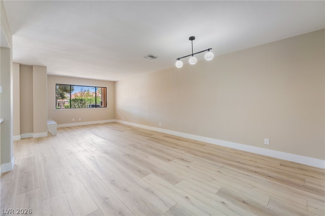 2716 Laguna Shores Lane Las Vegas NV 89121