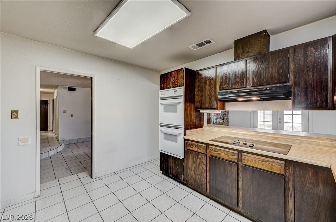 7708 Alina Avenue Las Vegas NV 89145