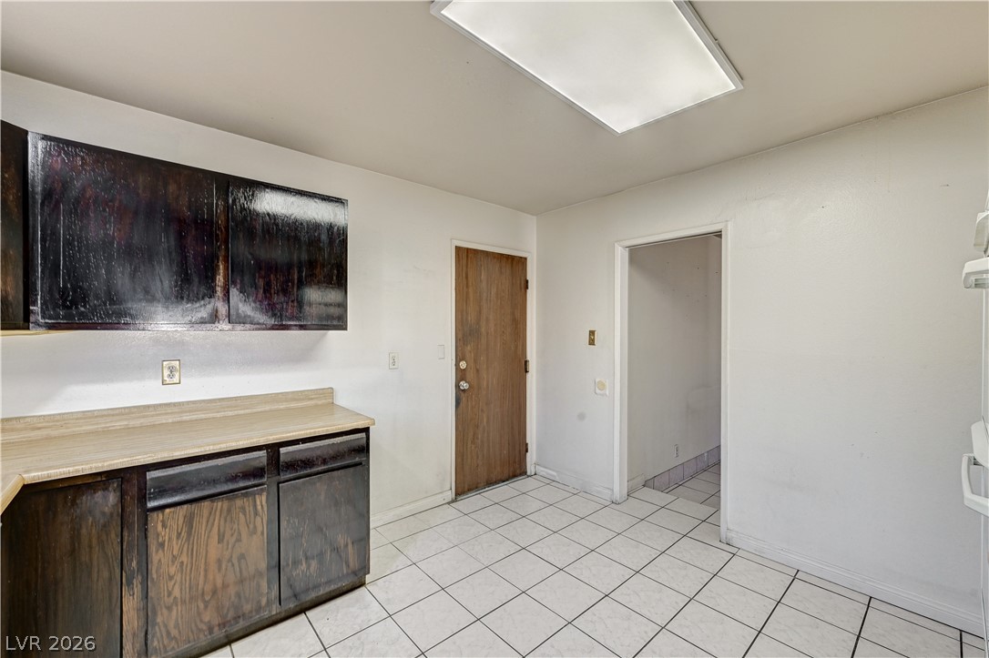 7708 Alina Avenue Las Vegas NV 89145
