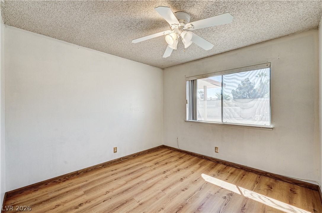 7708 Alina Avenue Las Vegas NV 89145