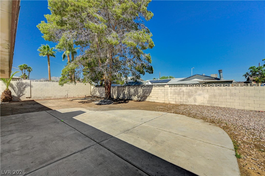 7708 Alina Avenue Las Vegas NV 89145