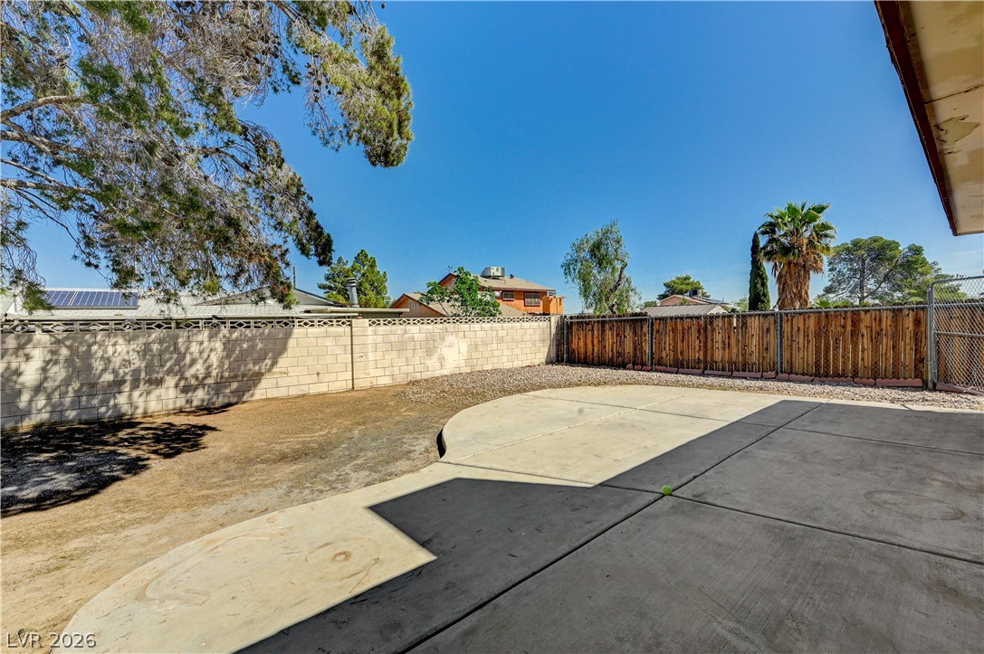 7708 Alina Avenue Las Vegas NV 89145