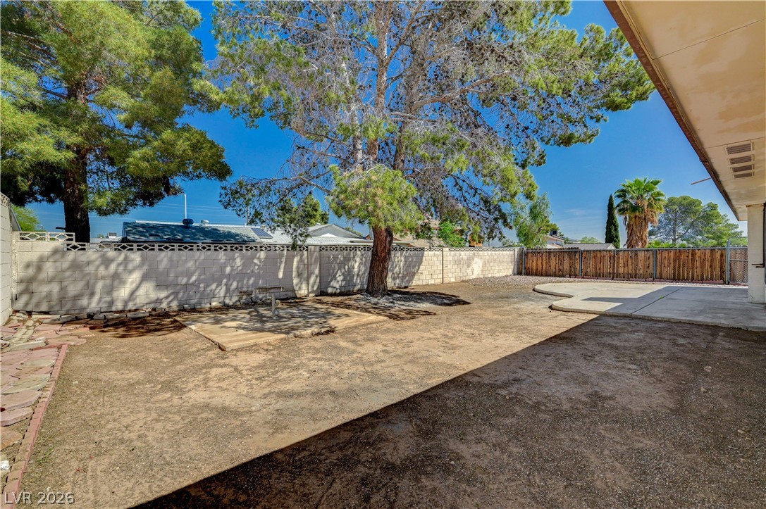 7708 Alina Avenue Las Vegas NV 89145