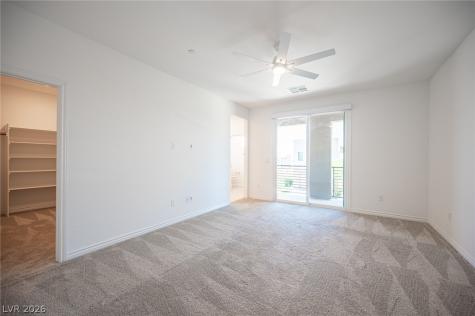 8847 Roadrunner Ravine Street Las Vegas NV 89166