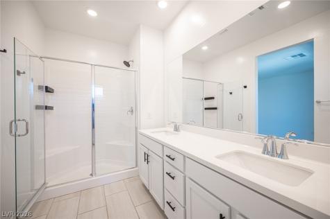 8847 Roadrunner Ravine Street Las Vegas NV 89166