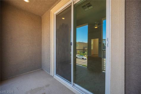 8847 Roadrunner Ravine Street Las Vegas NV 89166