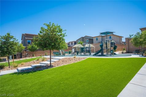 8847 Roadrunner Ravine Street Las Vegas NV 89166
