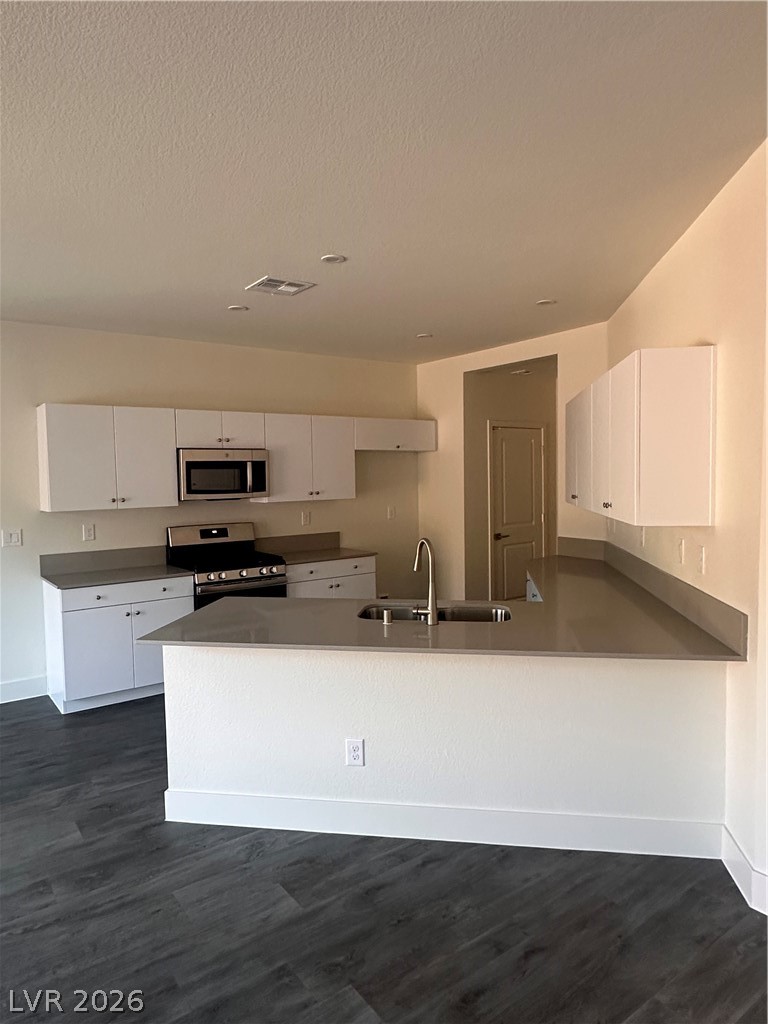 2468 Tom Collins Drive Las Vegas NV 89169