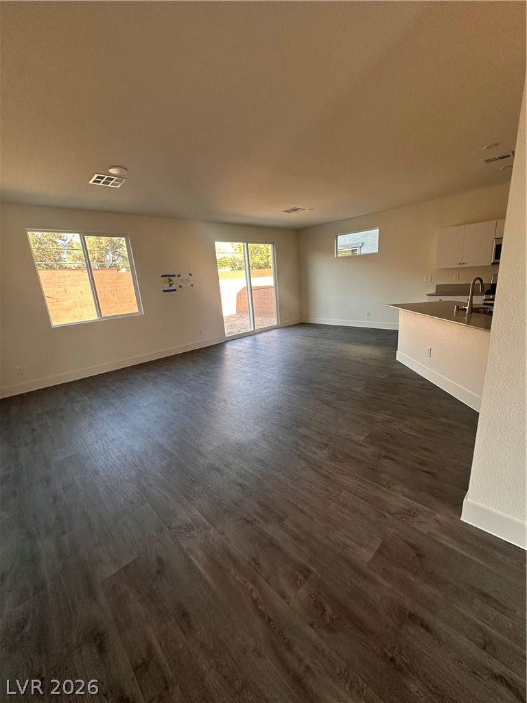 2468 Tom Collins Drive Las Vegas NV 89169