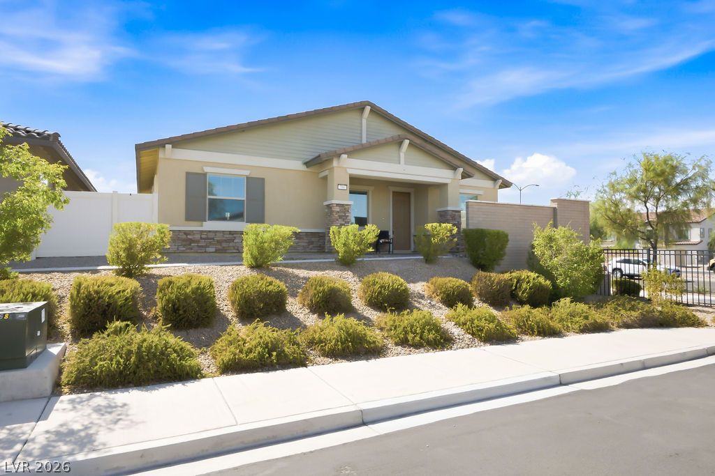 794 Charming Holly Street Henderson NV 89011