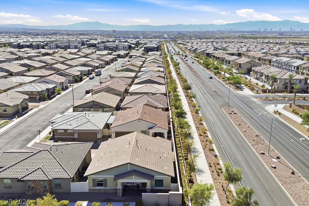 794 Charming Holly Street Henderson NV 89011