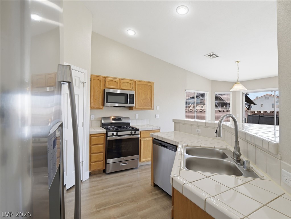 3836 Iverson Lane North Las Vegas NV 89032