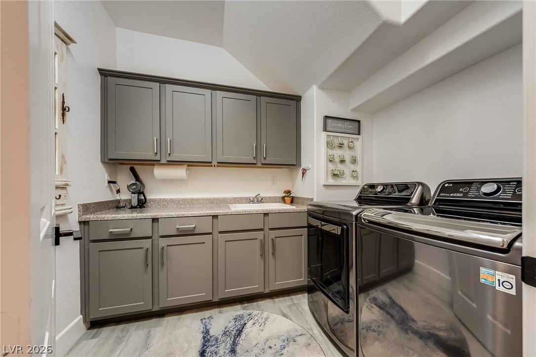 304 Nottinghill Gate Las Vegas NV 89145