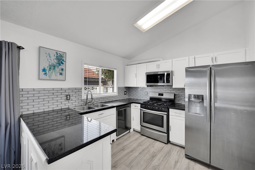 2913 Du Barry Manor Lane Las Vegas NV 89108