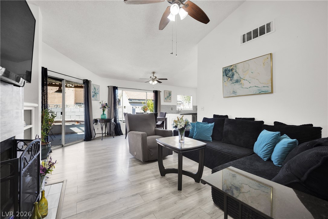 2913 Du Barry Manor Lane Las Vegas NV 89108