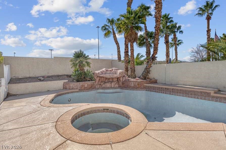 2057 Sapphire Valley Avenue Henderson NV 89074