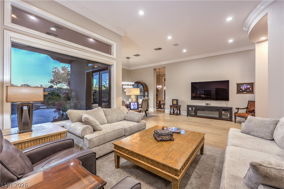 11 Isleworth Drive Henderson NV 89052