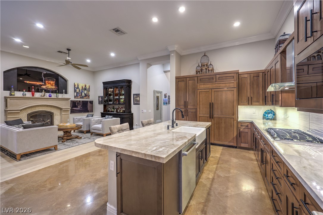 11 Isleworth Drive Henderson NV 89052