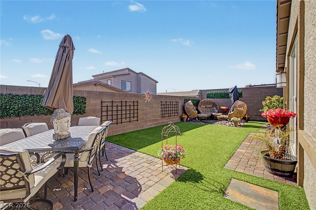 290 Fossil Falls Street Henderson NV 89015