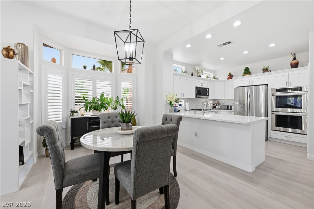 10001 Cresent Creek Drive Las Vegas NV 89134