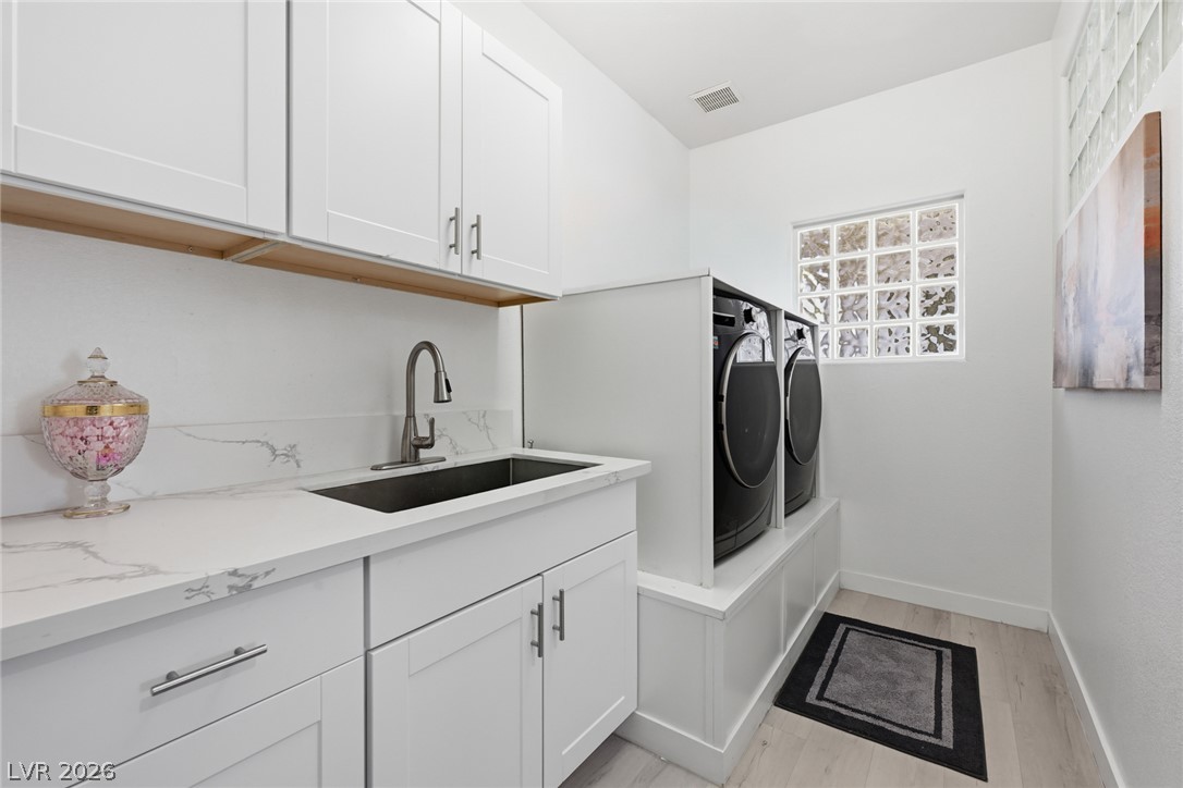 10001 Cresent Creek Drive Las Vegas NV 89134