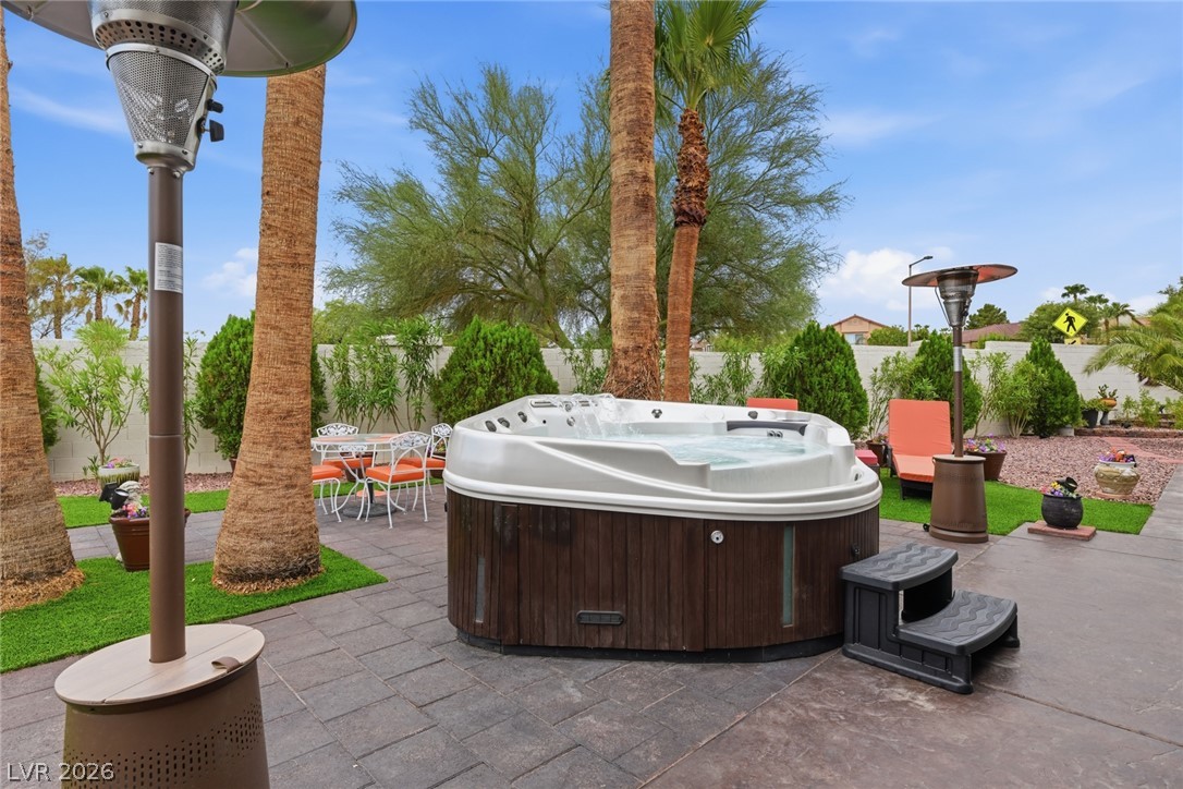 10001 Cresent Creek Drive Las Vegas NV 89134
