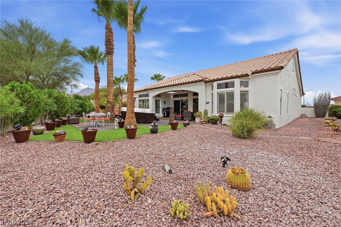 10001 Cresent Creek Drive Las Vegas NV 89134