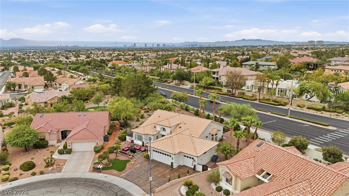 10001 Cresent Creek Drive Las Vegas NV 89134