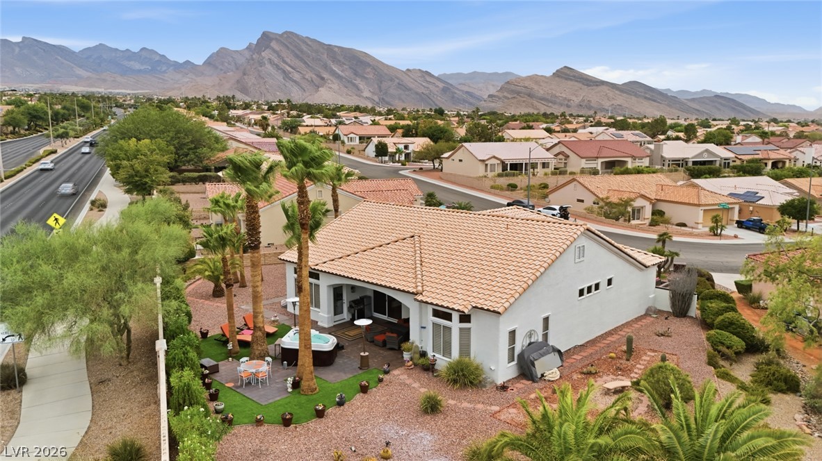 10001 Cresent Creek Drive Las Vegas NV 89134