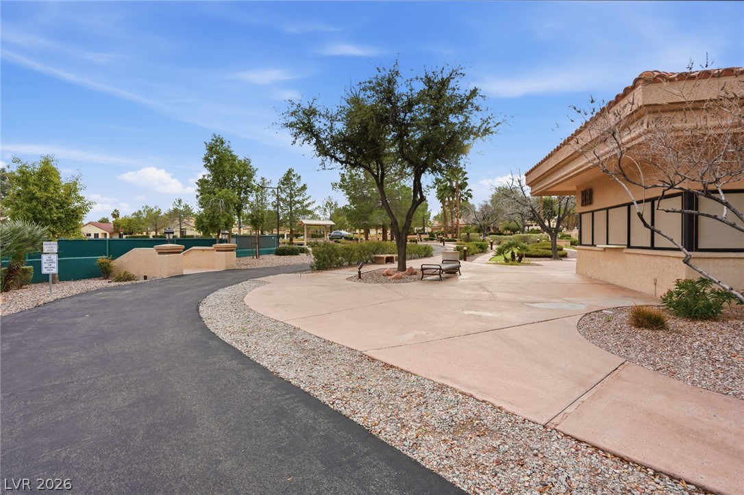 10001 Cresent Creek Drive Las Vegas NV 89134