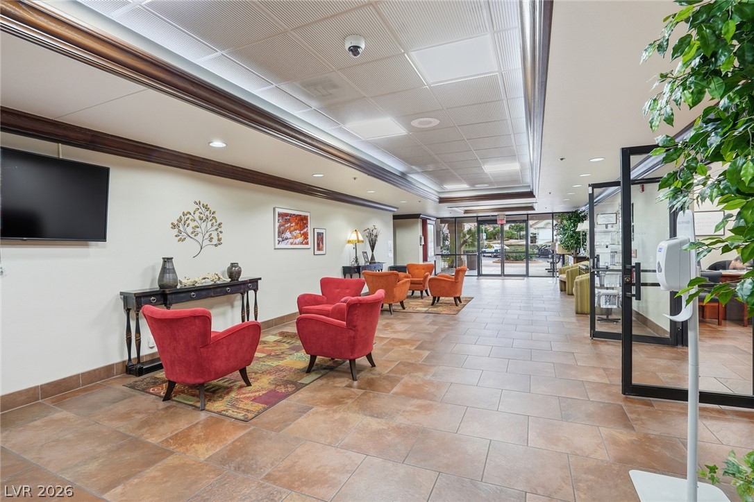 10001 Cresent Creek Drive Las Vegas NV 89134