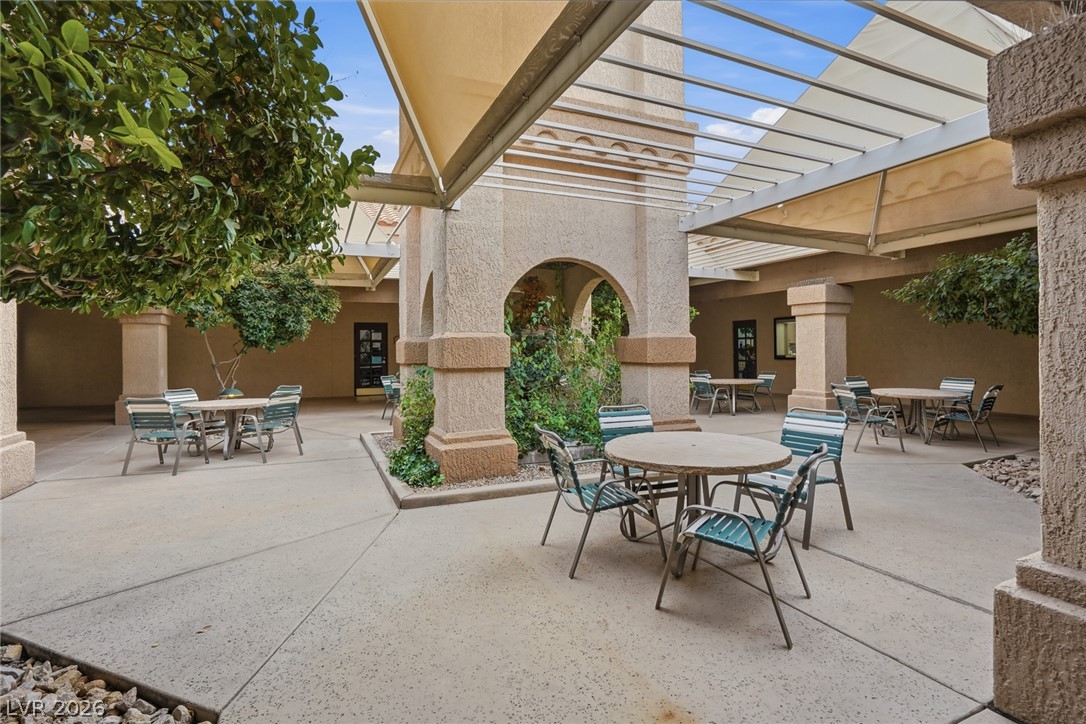 10001 Cresent Creek Drive Las Vegas NV 89134